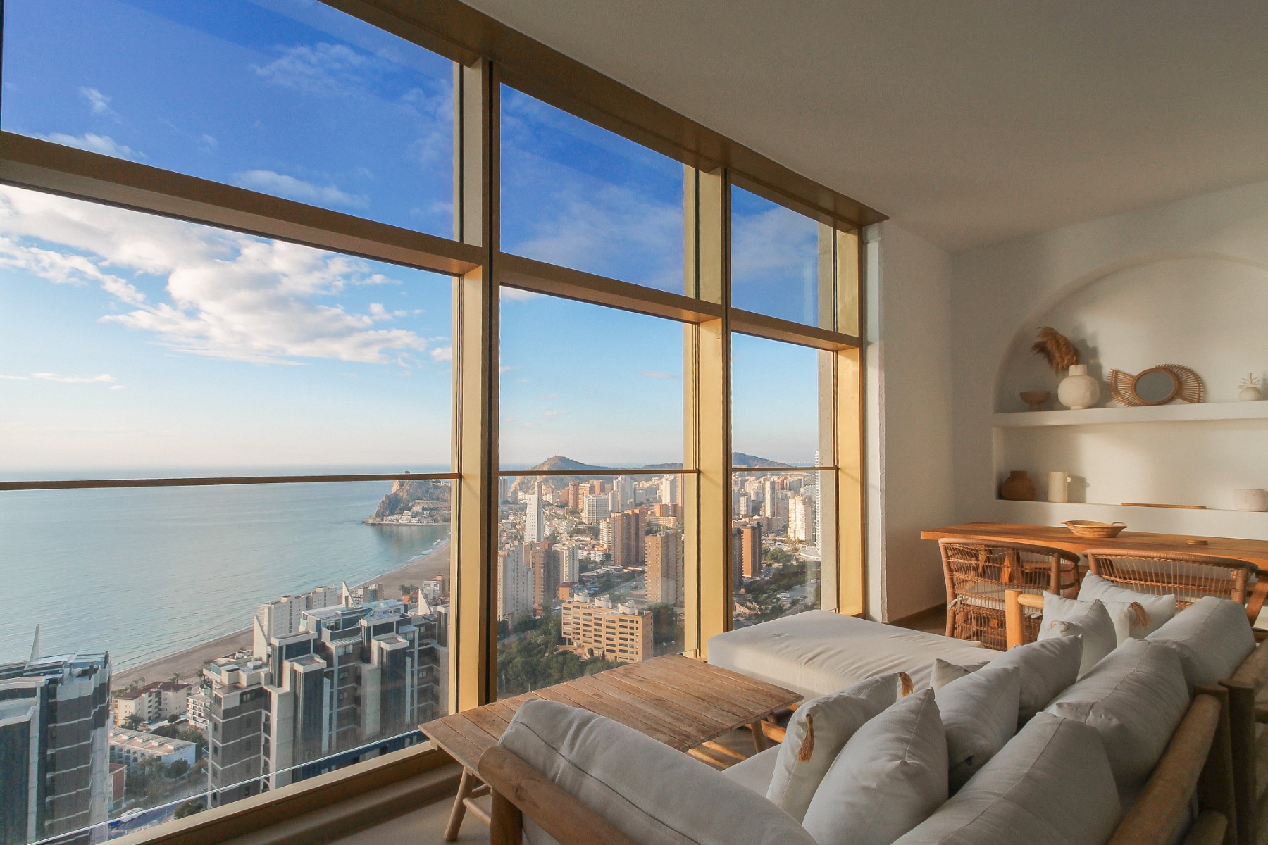 Apartment for Sale in Benidorm, Alicante