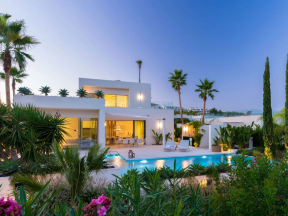 Villa for Sale in San Miguel de Salinas, Alicante