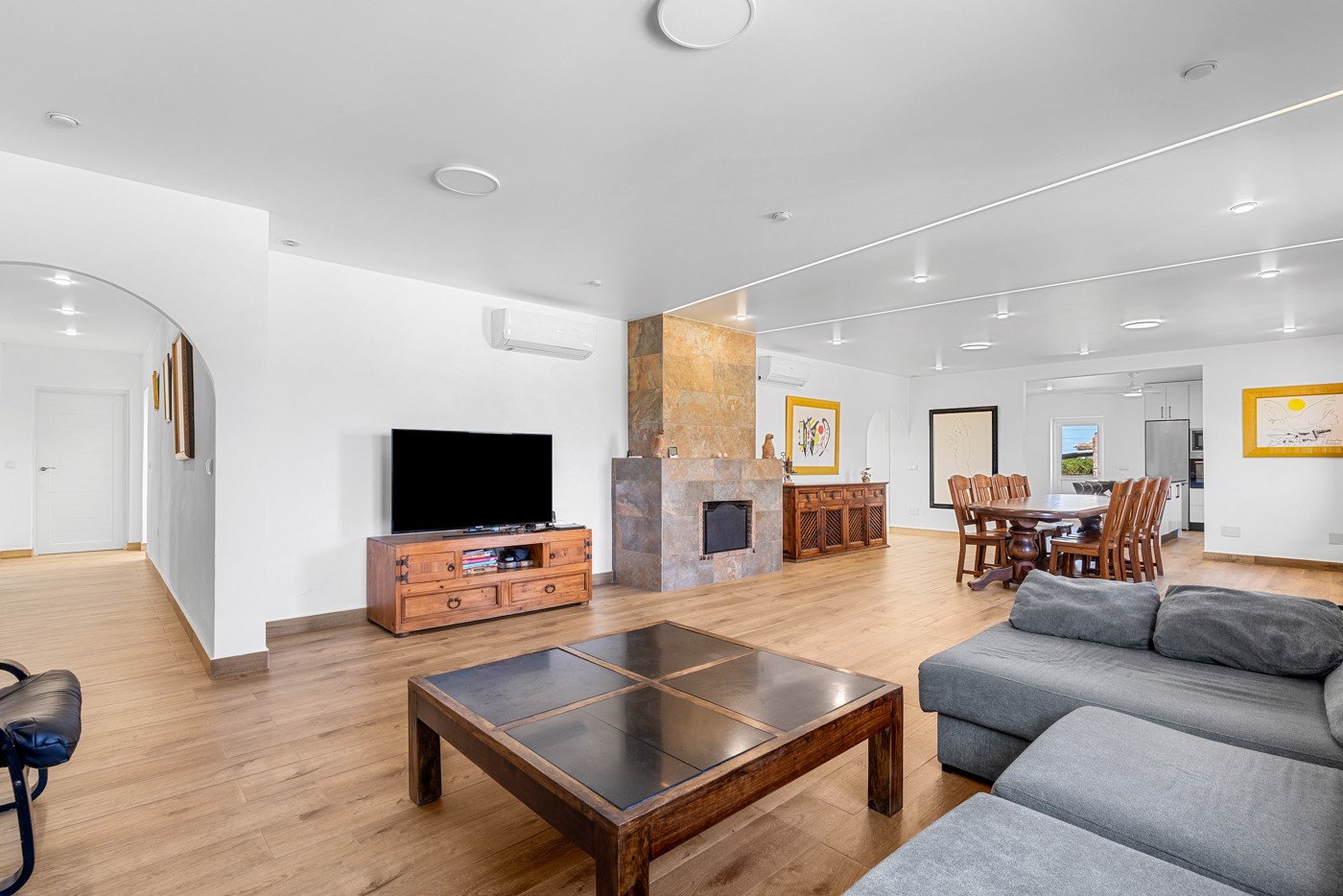 Villa for Sale in Los Montesinos, Alicante