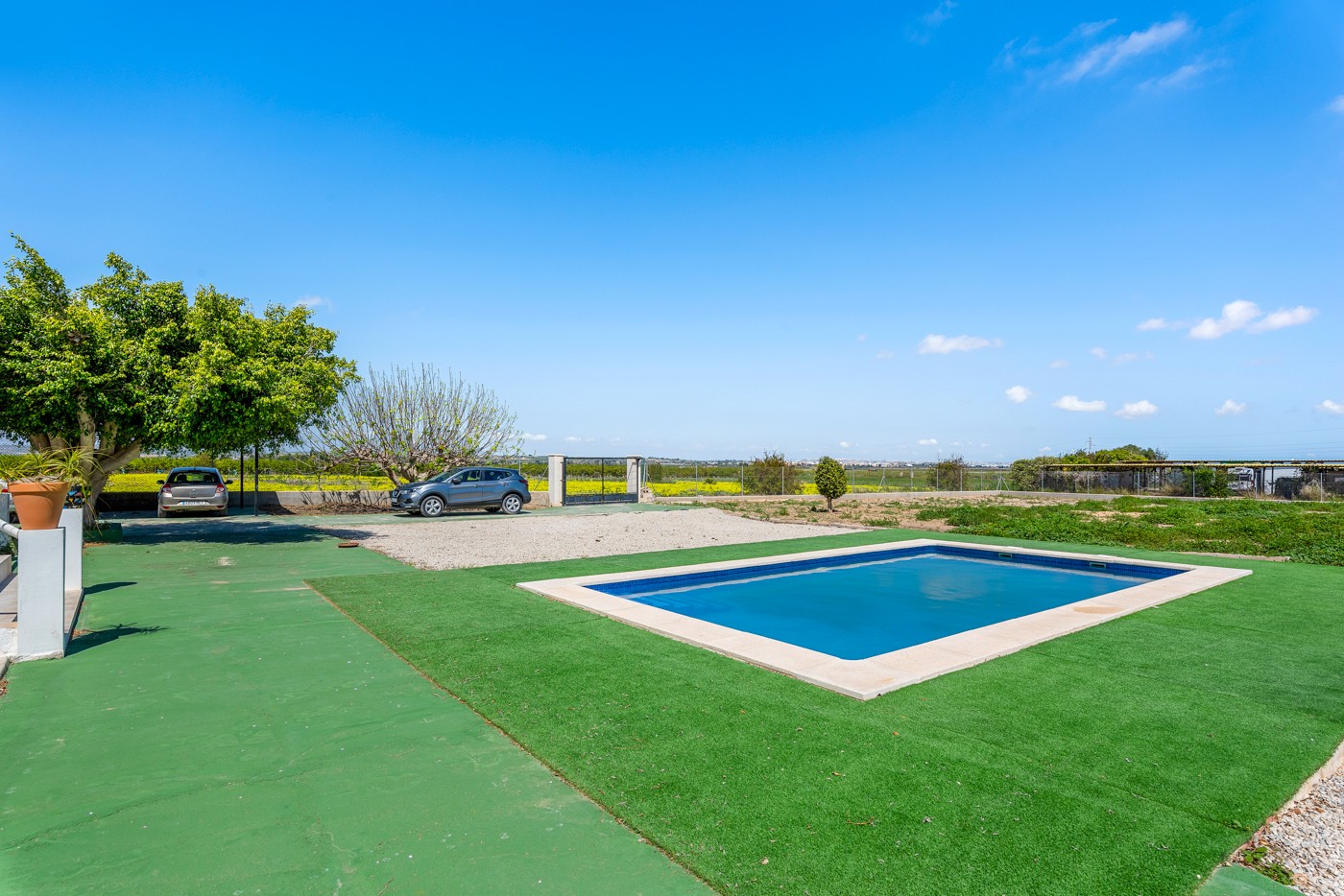 Villa for Sale in Los Montesinos, Alicante