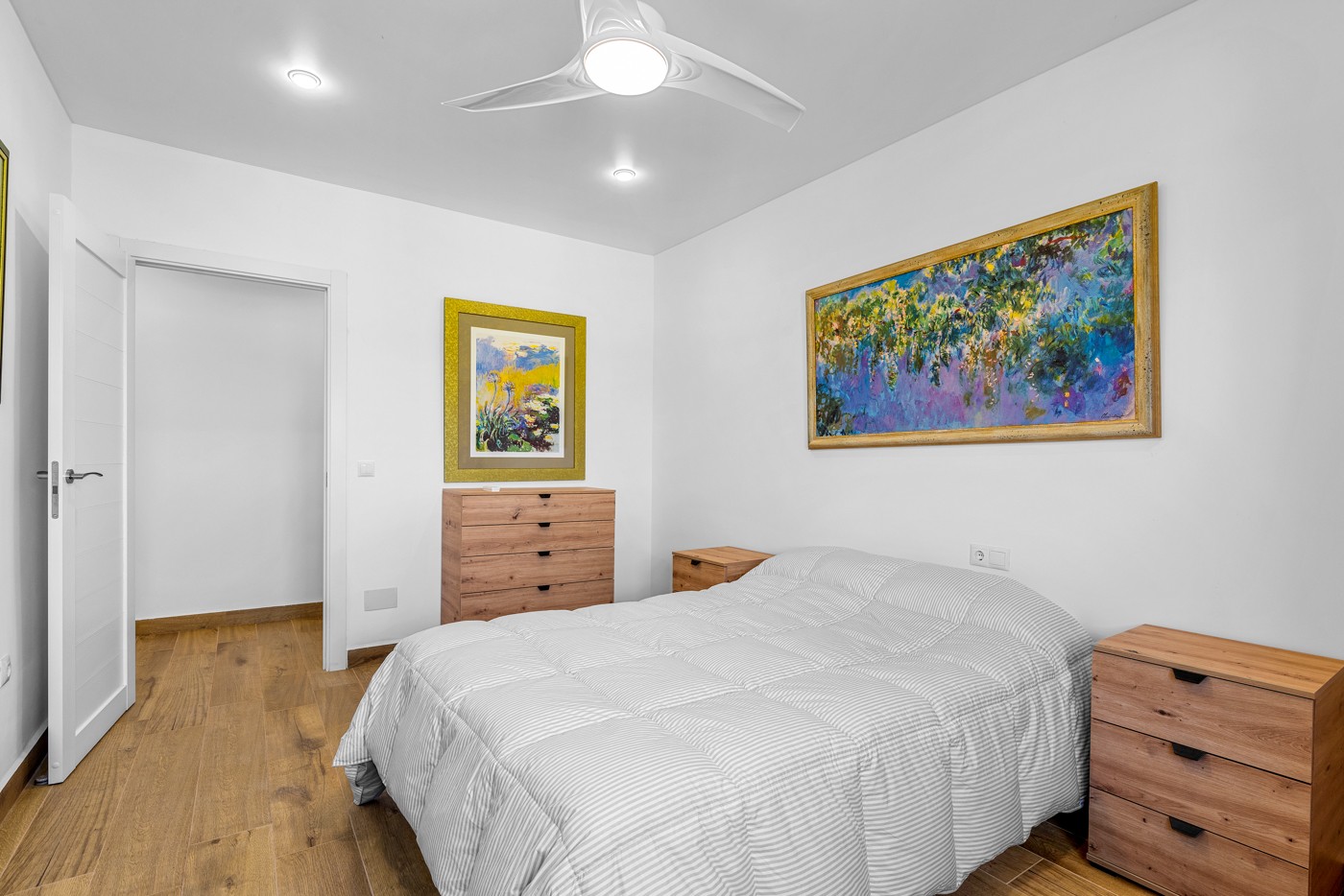 Villa for Sale in Los Montesinos, Alicante