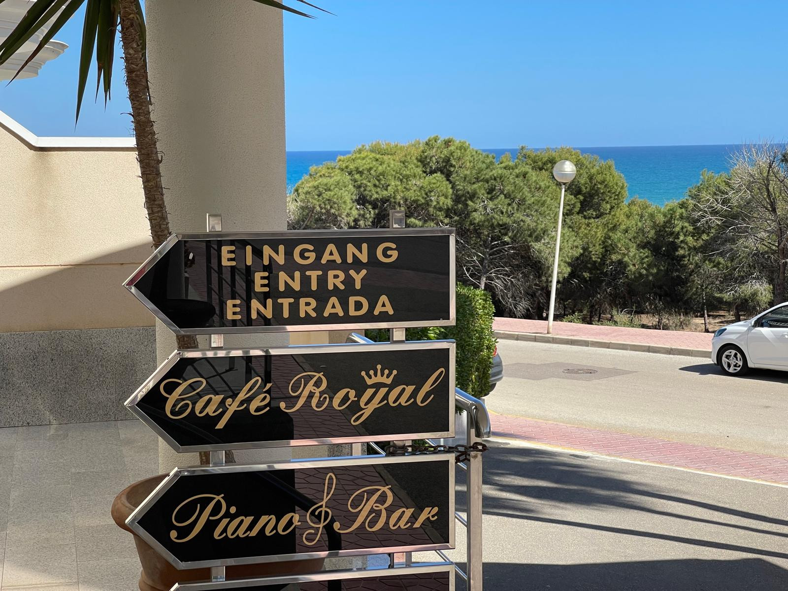 Commercial for Sale in Guardamar del Segura, Alicante
