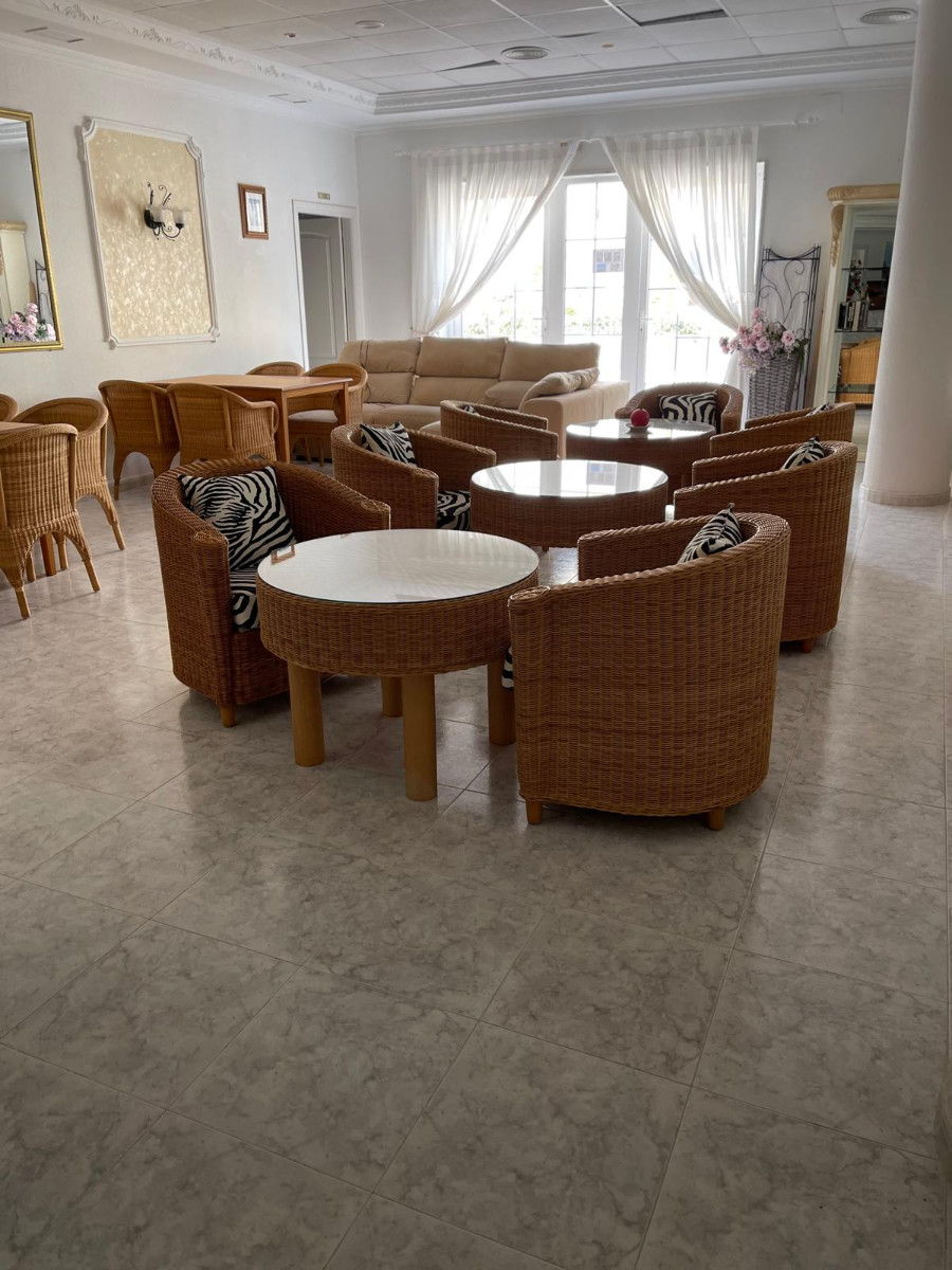 Commercial for Sale in Guardamar del Segura, Alicante