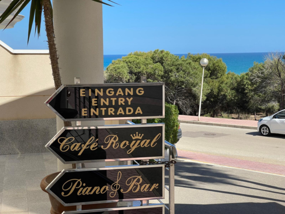 Commercial for Sale in Guardamar del Segura, Alicante