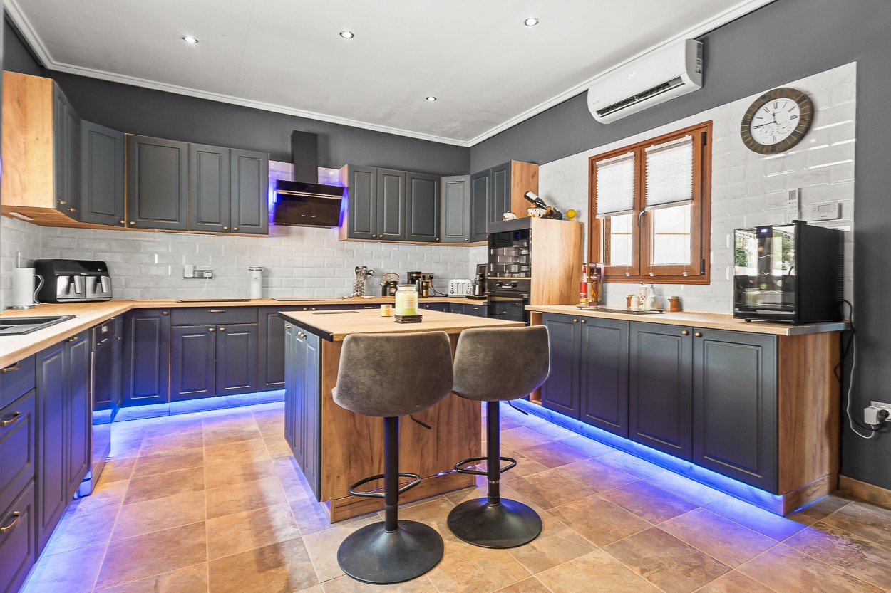 Country House for Sale in Torremendo, Alicante