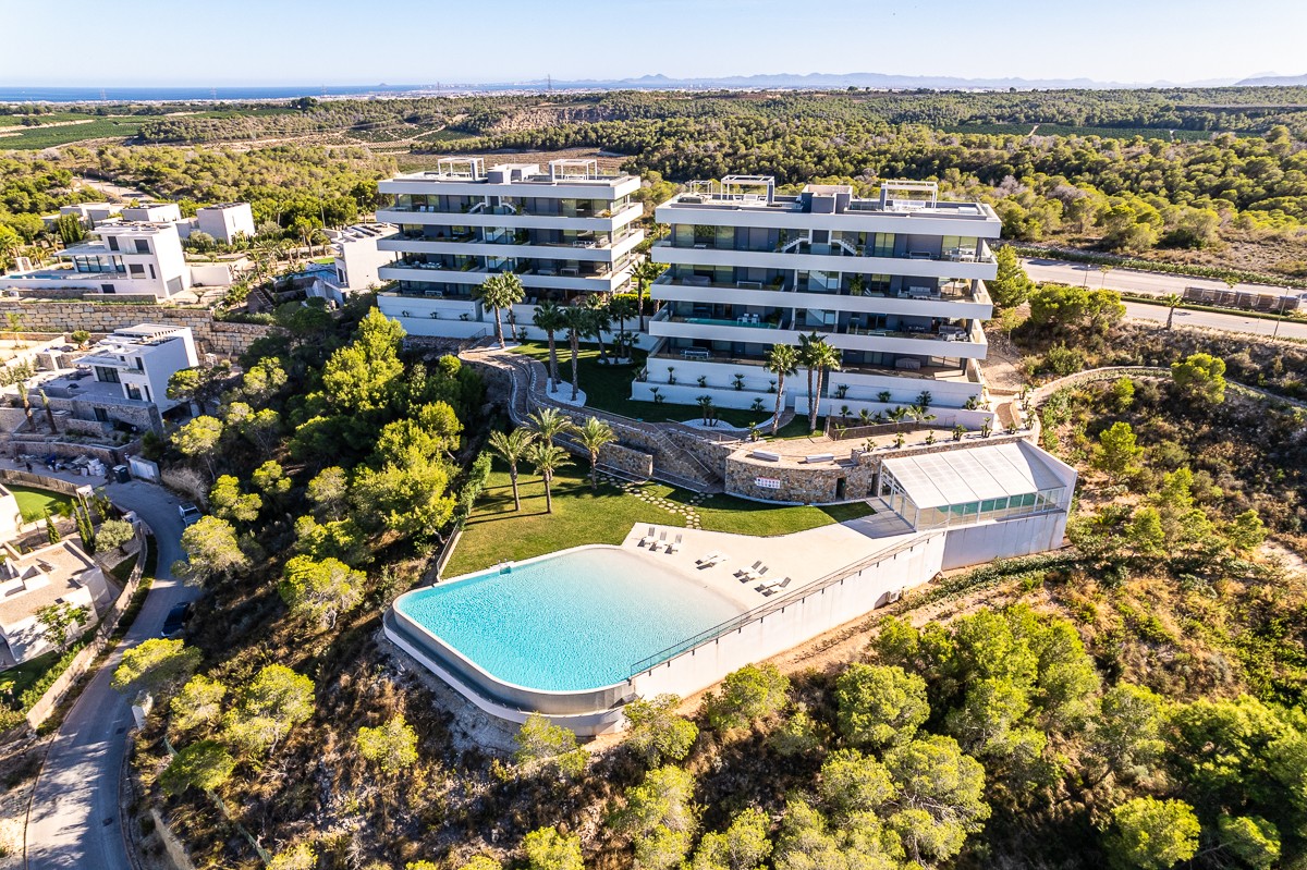 Apartment for Sale in Las Colinas Golf, Alicante