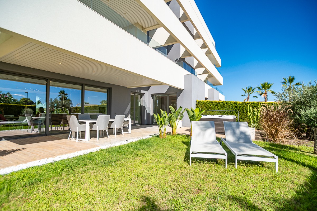 Apartment for Sale in Las Colinas Golf, Alicante