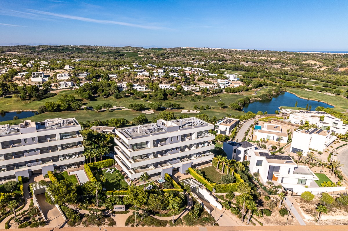Apartment for Sale in Las Colinas Golf, Alicante