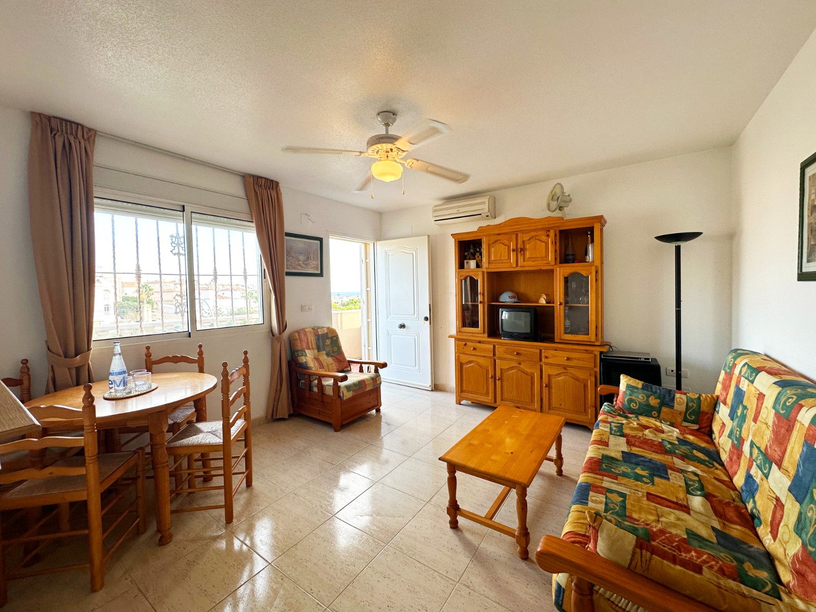 Bungalow for Sale in San Miguel de Salinas, Alicante