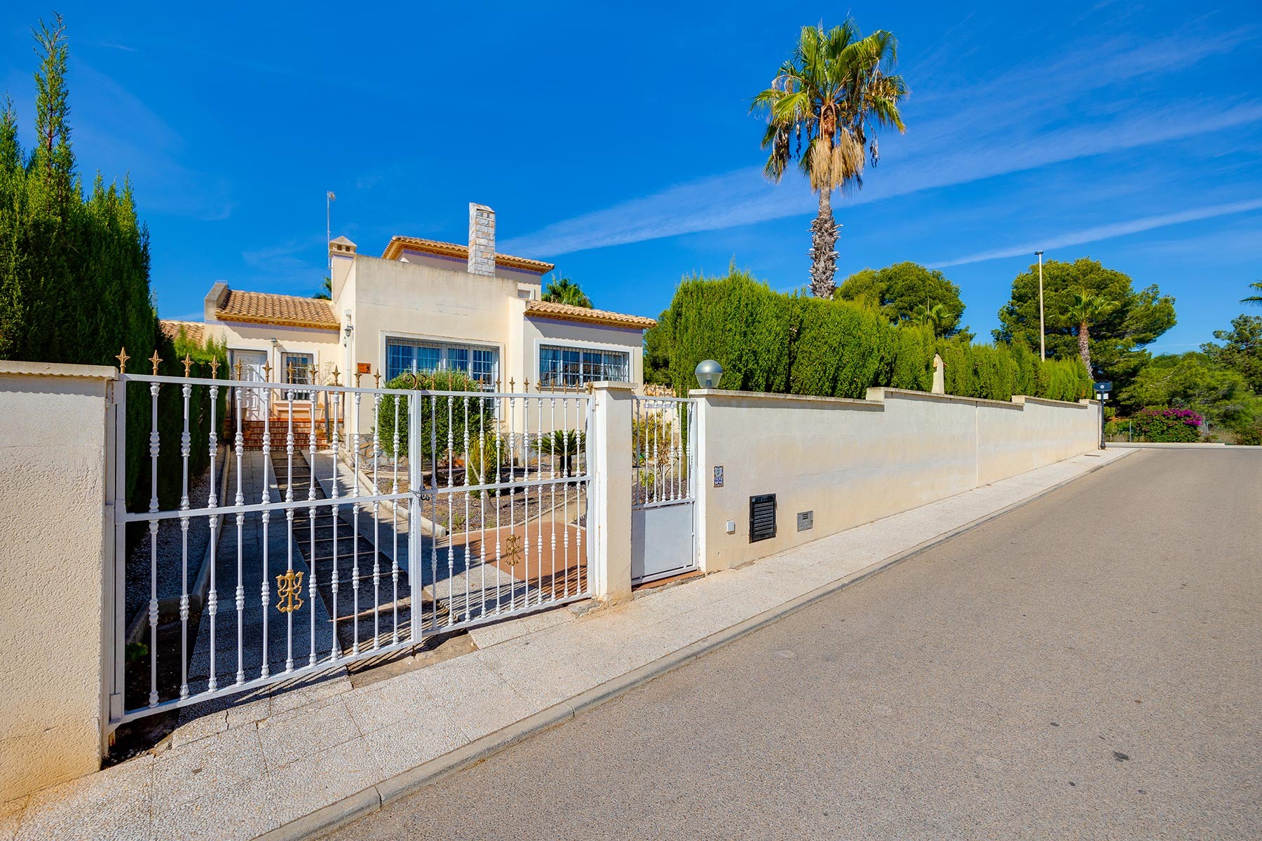 Villa for Sale in Orihuela Costa, Alicante