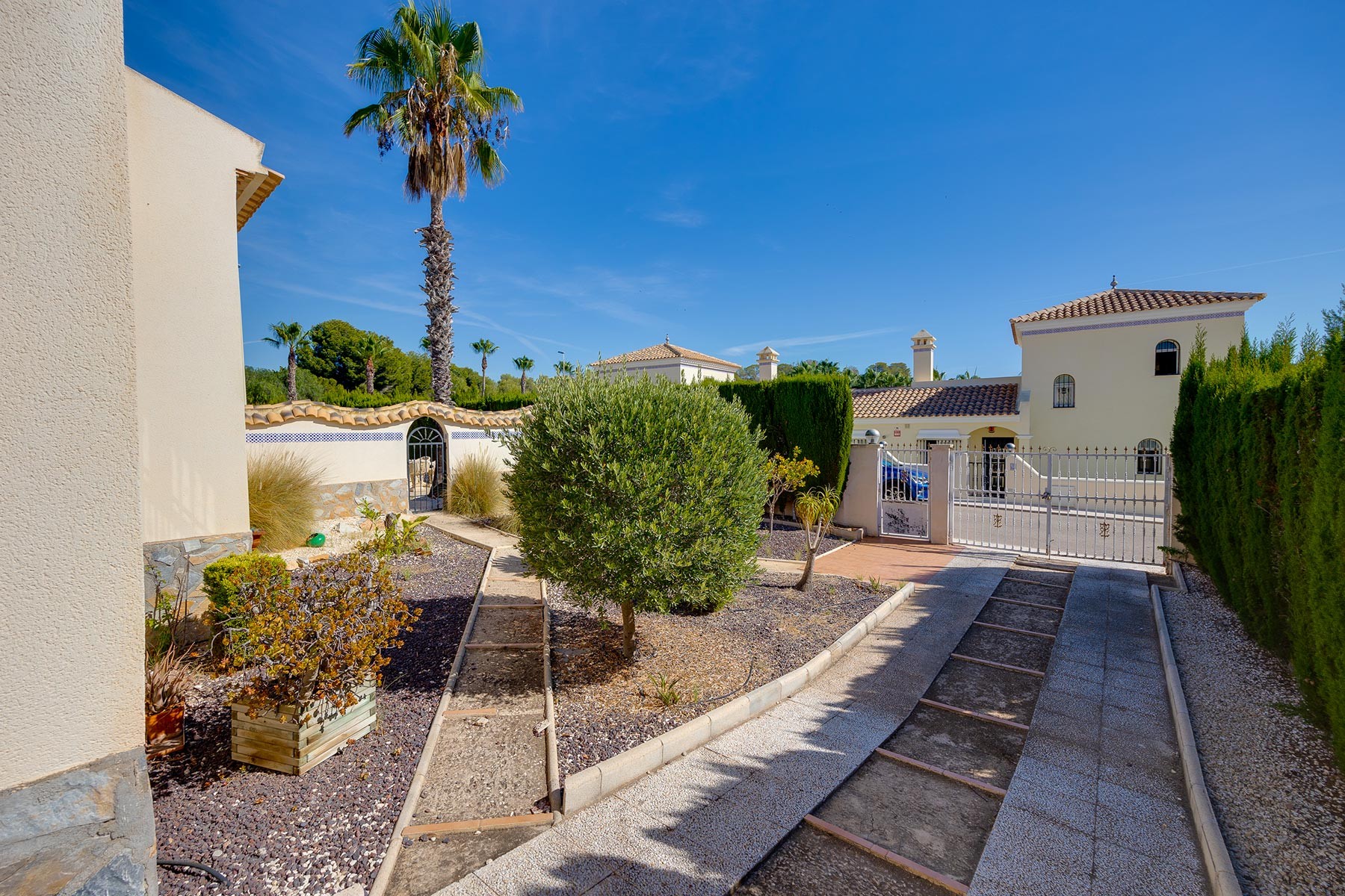 Villa for Sale in Orihuela Costa, Alicante