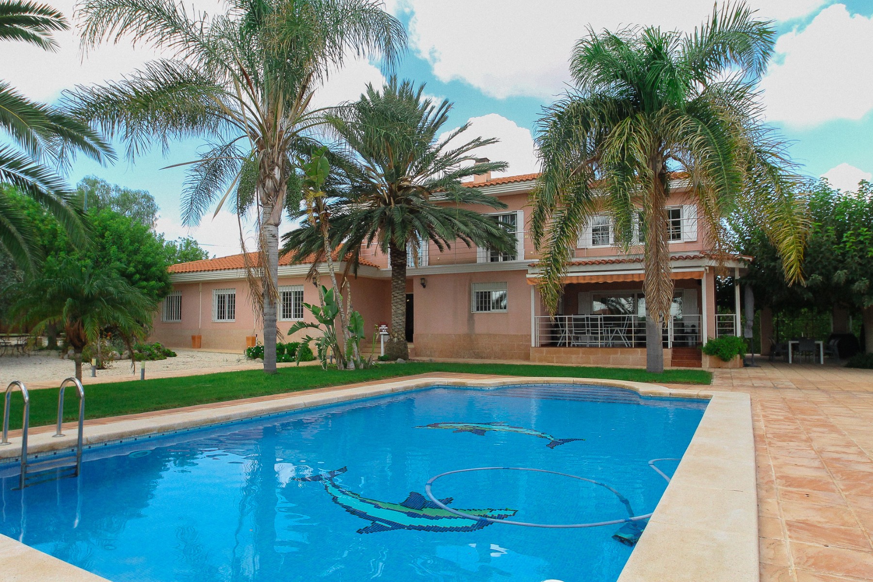 o_1j71m04u51dph1dv3fvc1cn4ves4i Villa for Sale in San Vicente del Raspeig, Alicante
