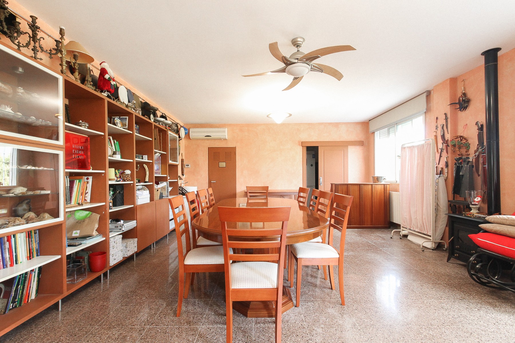 Villa for Sale in San Vicente del Raspeig, Alicante
