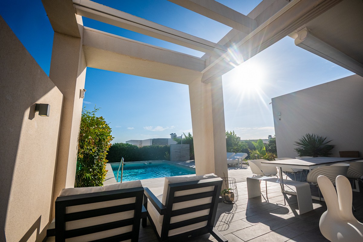 Villa for Sale in Algorfa, Alicante