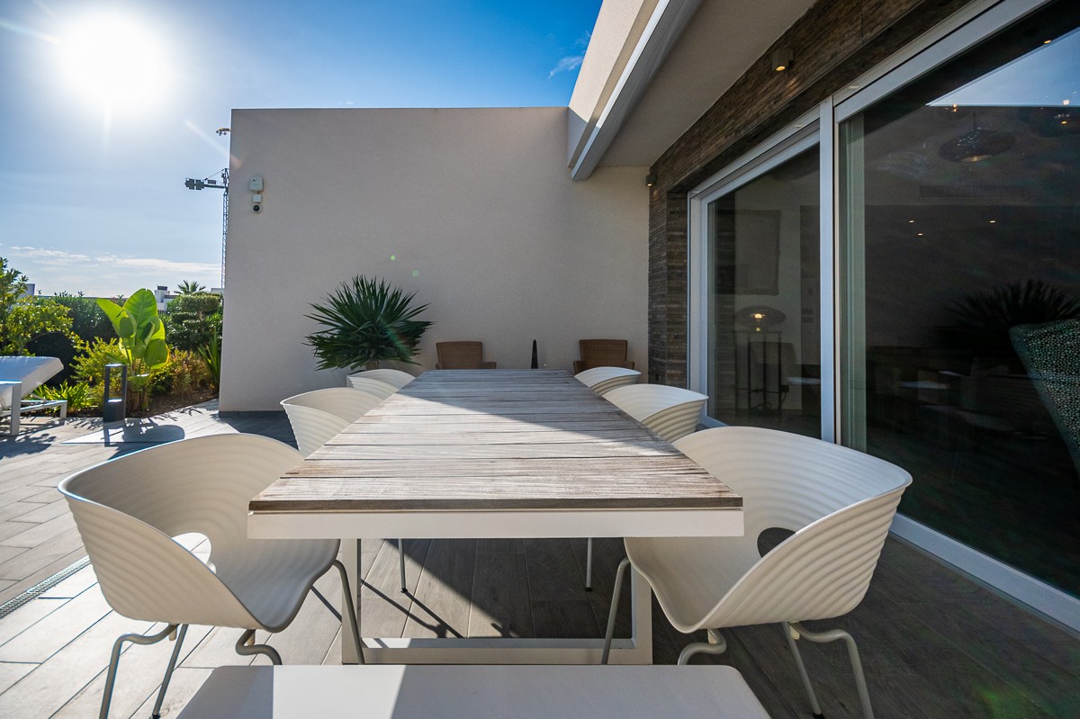 Villa for Sale in Algorfa, Alicante