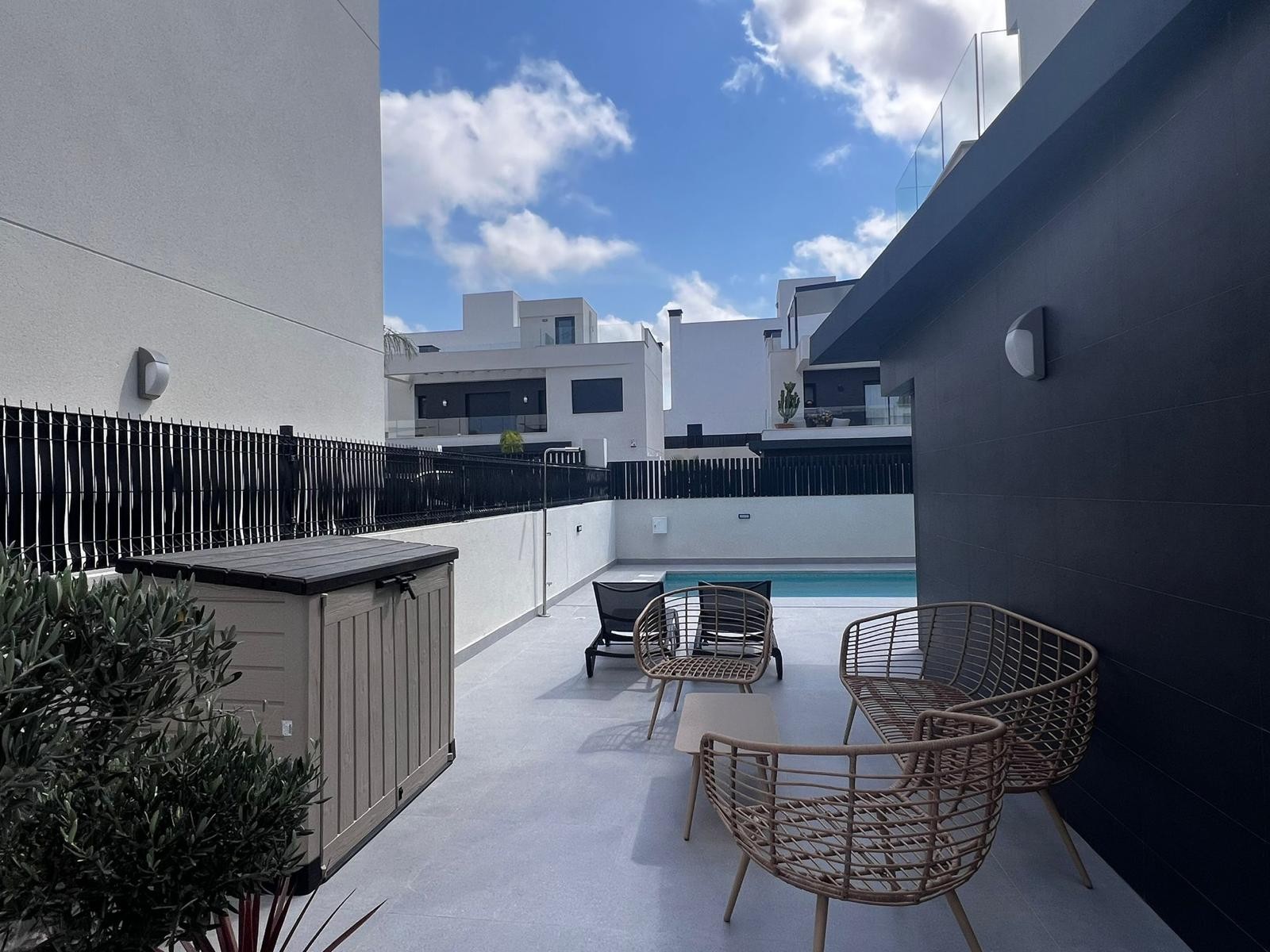 Villa for Sale in Algorfa, Alicante