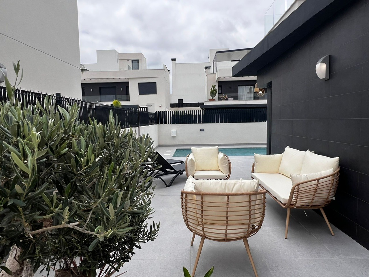 Villa for Sale in Algorfa, Alicante