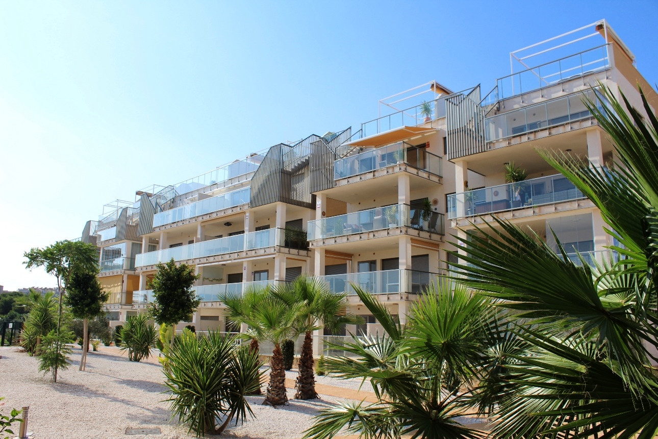 Apartment for Sale in Villamartin, Alicante