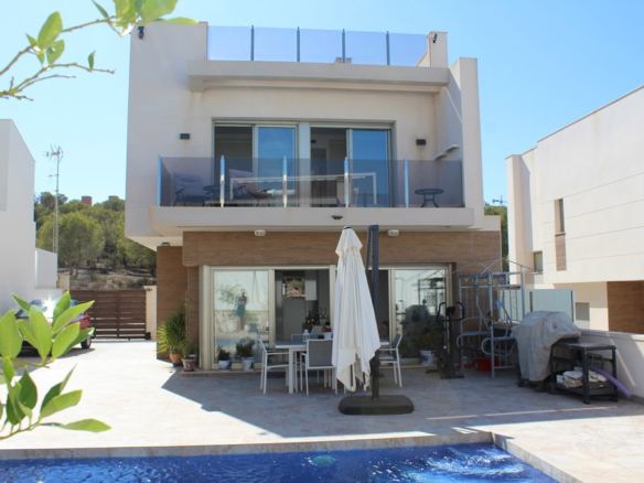 Villa for Sale in San Miguel de Salinas, Alicante