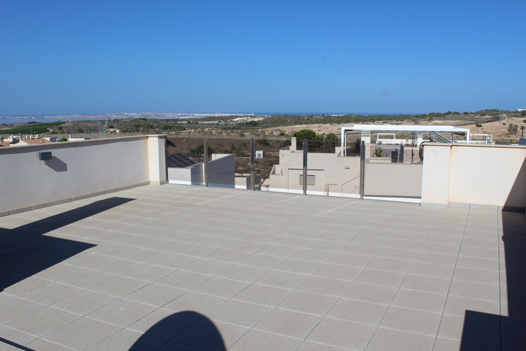Villa for Sale in San Miguel de Salinas, Alicante