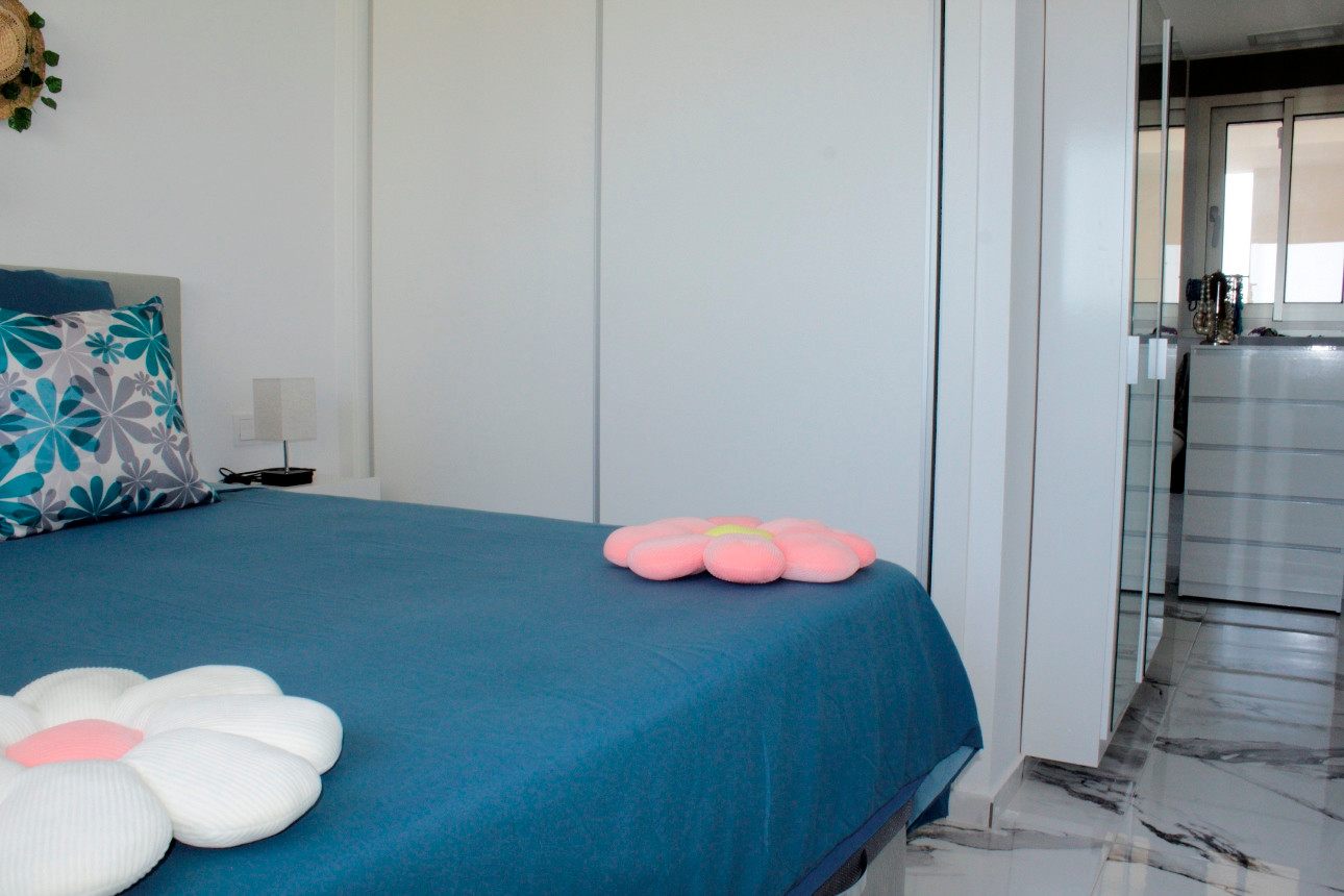 Apartment for Sale in Villamartin, Alicante