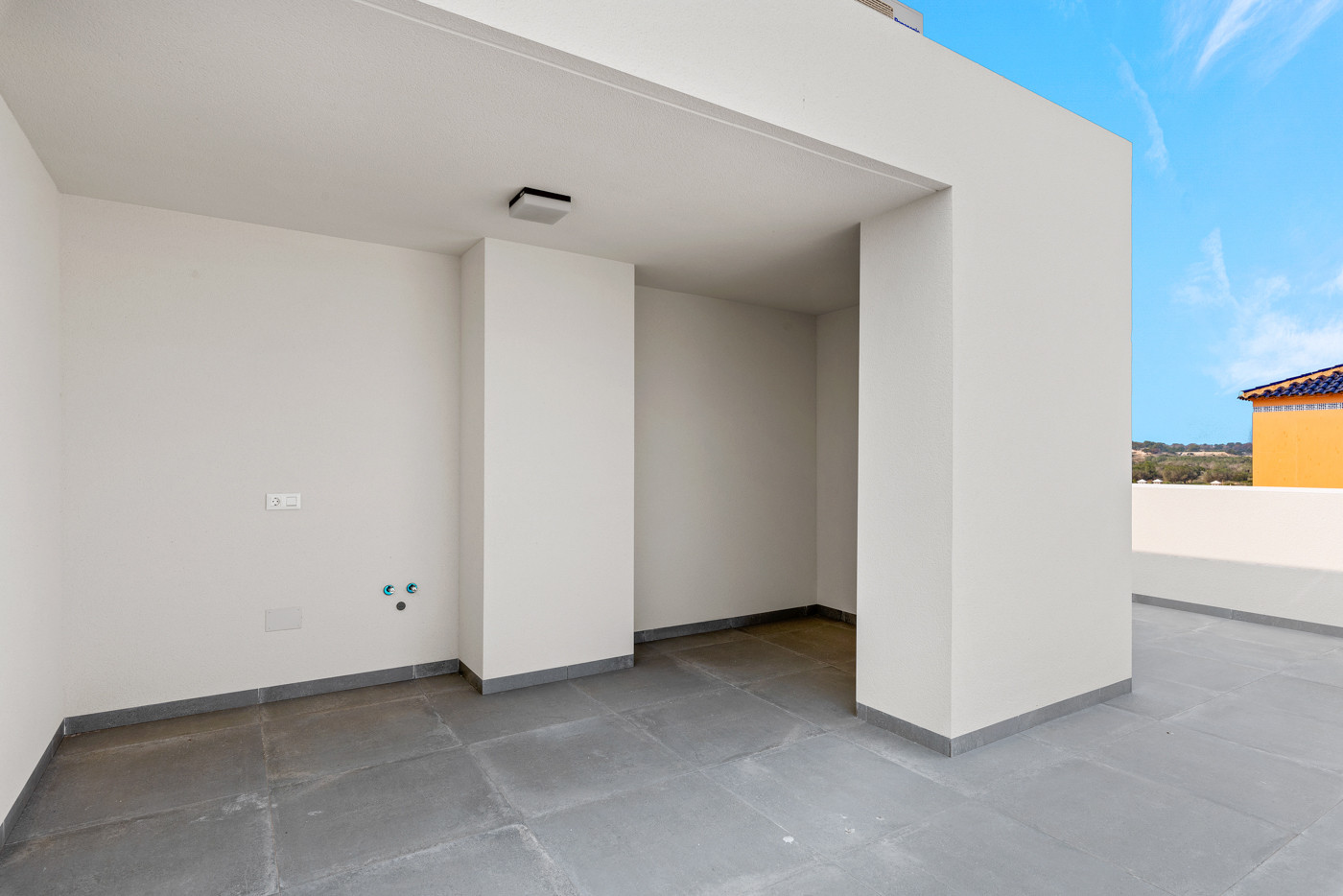 Apartment for Sale in Villamartin, Alicante