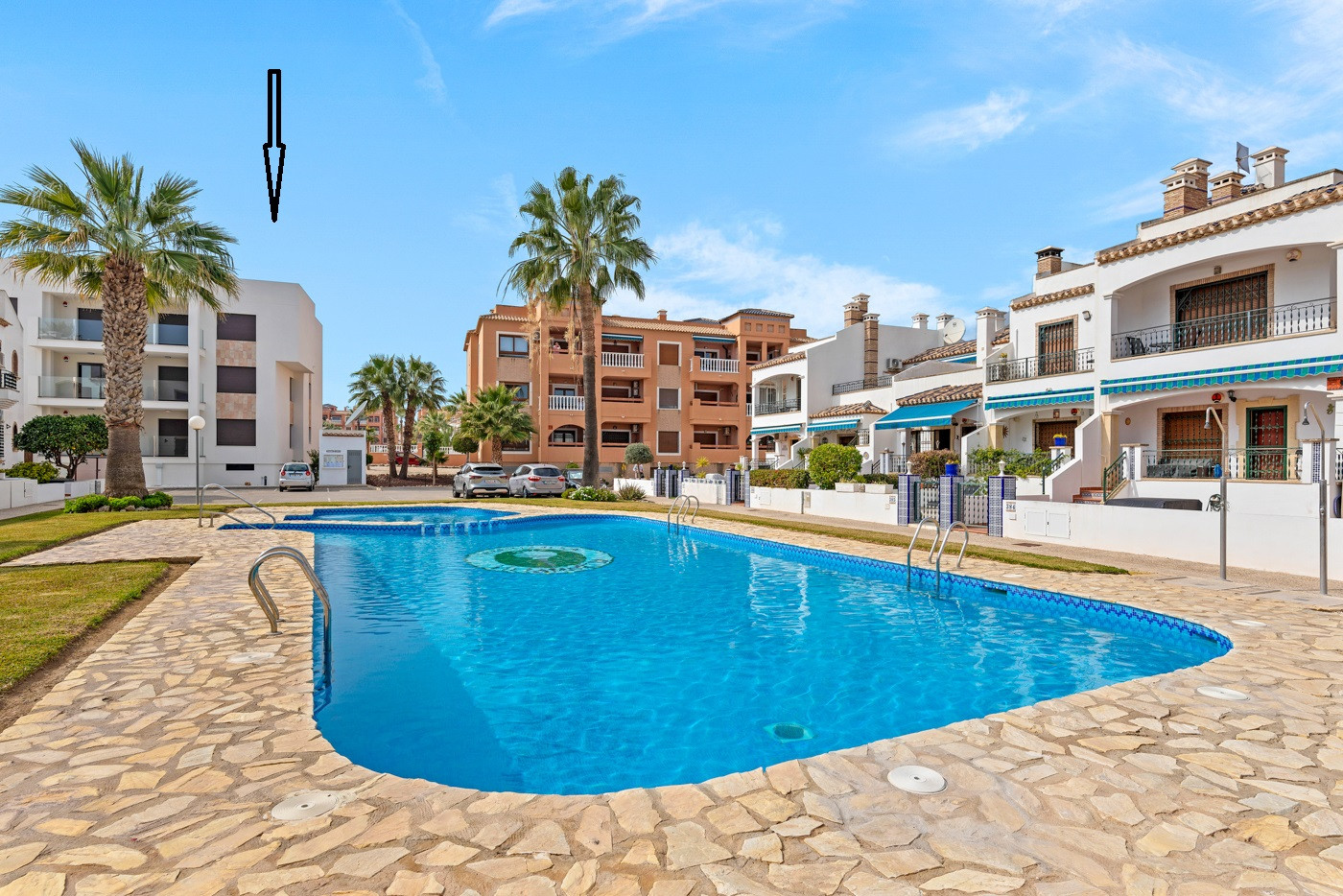 Apartment for Sale in Villamartin, Alicante