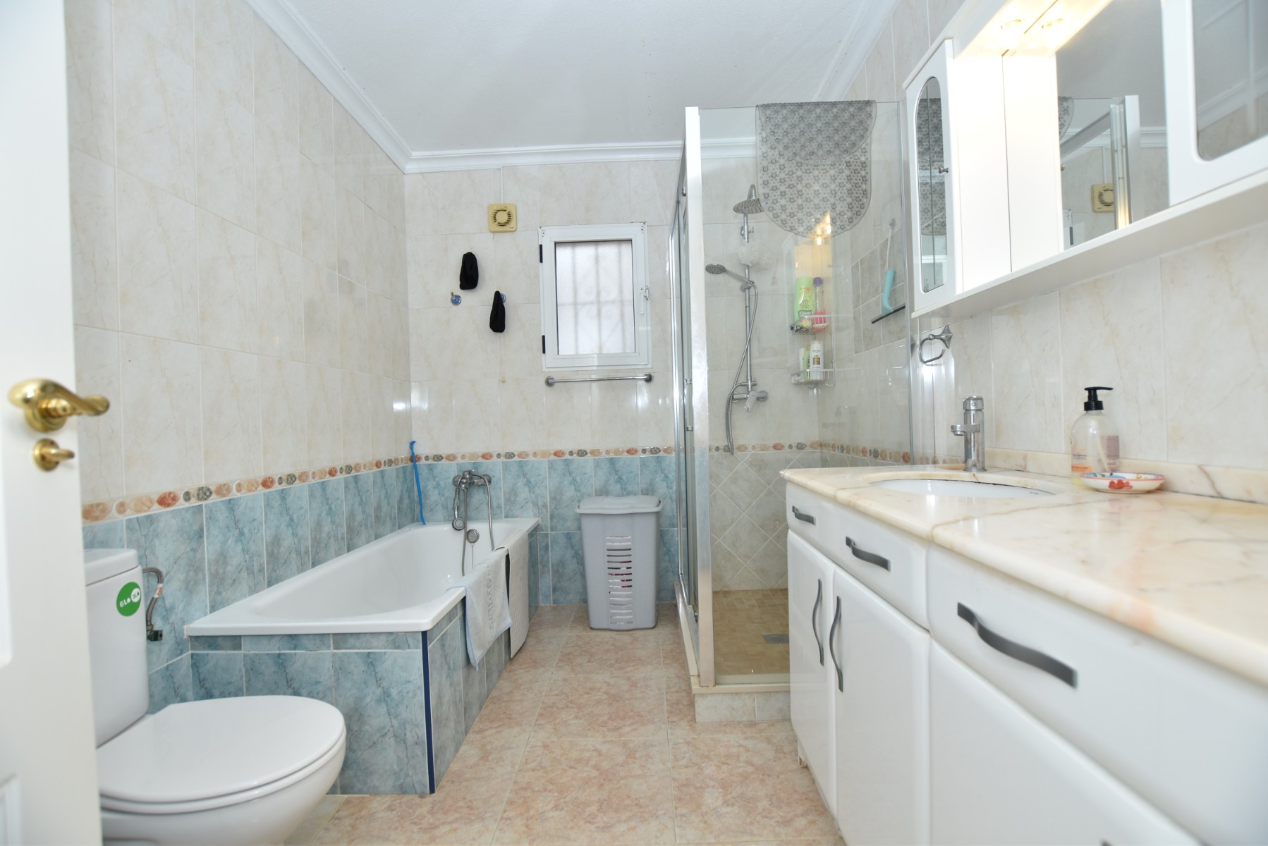 Villa for Sale in Algorfa, Alicante