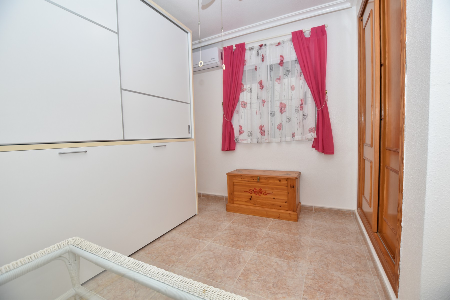 Villa for Sale in Algorfa, Alicante