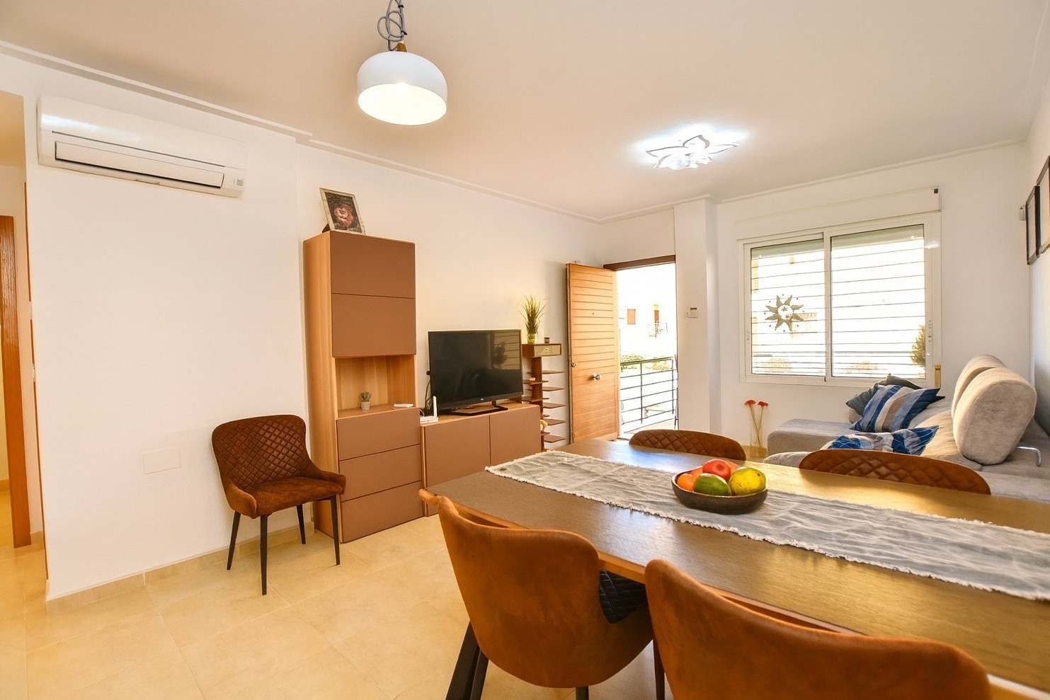 Villa for Sale in Algorfa, Alicante