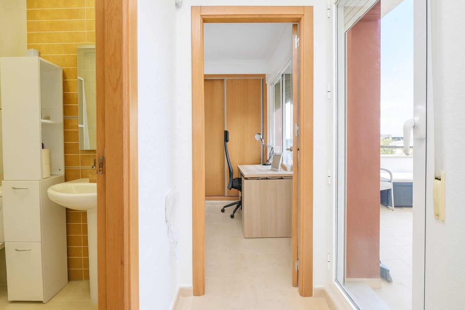 Villa for Sale in Algorfa, Alicante