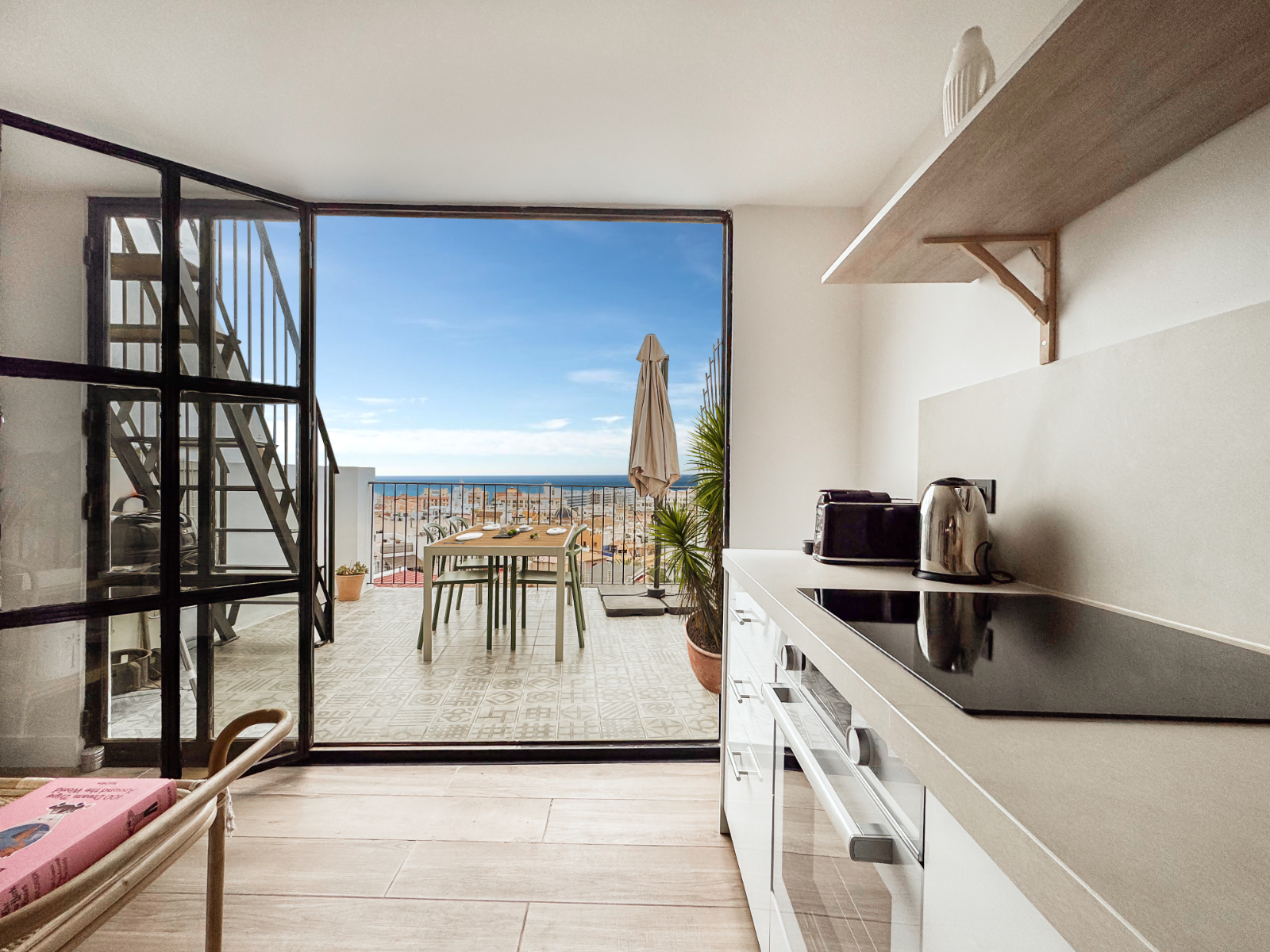 Apartment for Sale in Alicante, Alicante