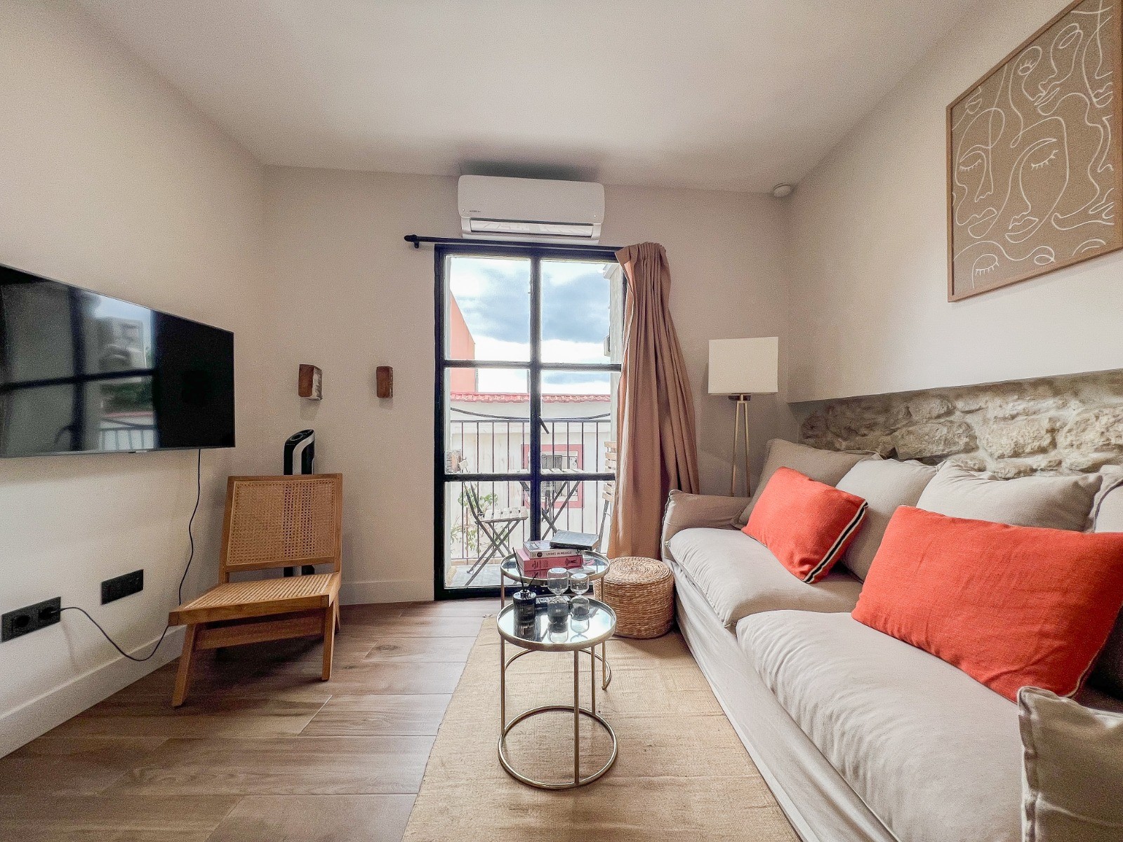 Apartment for Sale in Alicante, Alicante