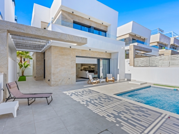Villa for Sale in Orihuela Costa, Alicante