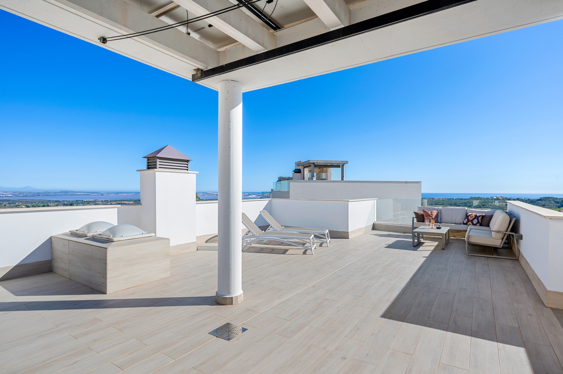 Villa for Sale in San Miguel de Salinas, Alicante