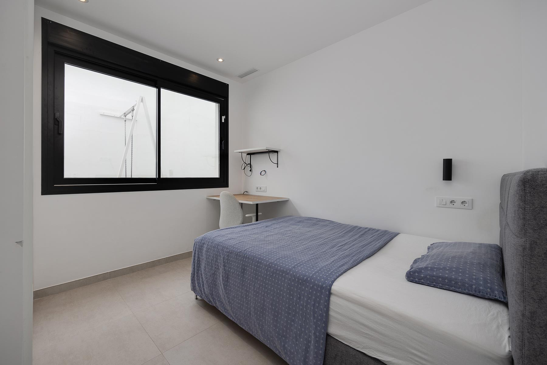 Villa for Sale in Pinar de Campoverde, Alicante