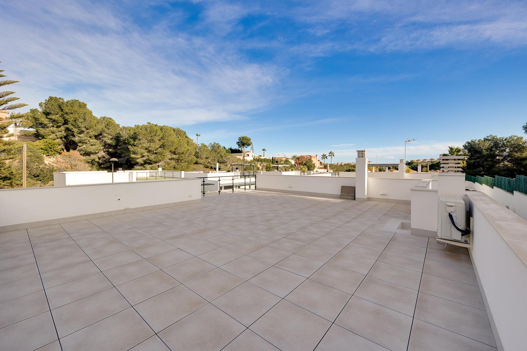 Villa for Sale in Pinar de Campoverde, Alicante