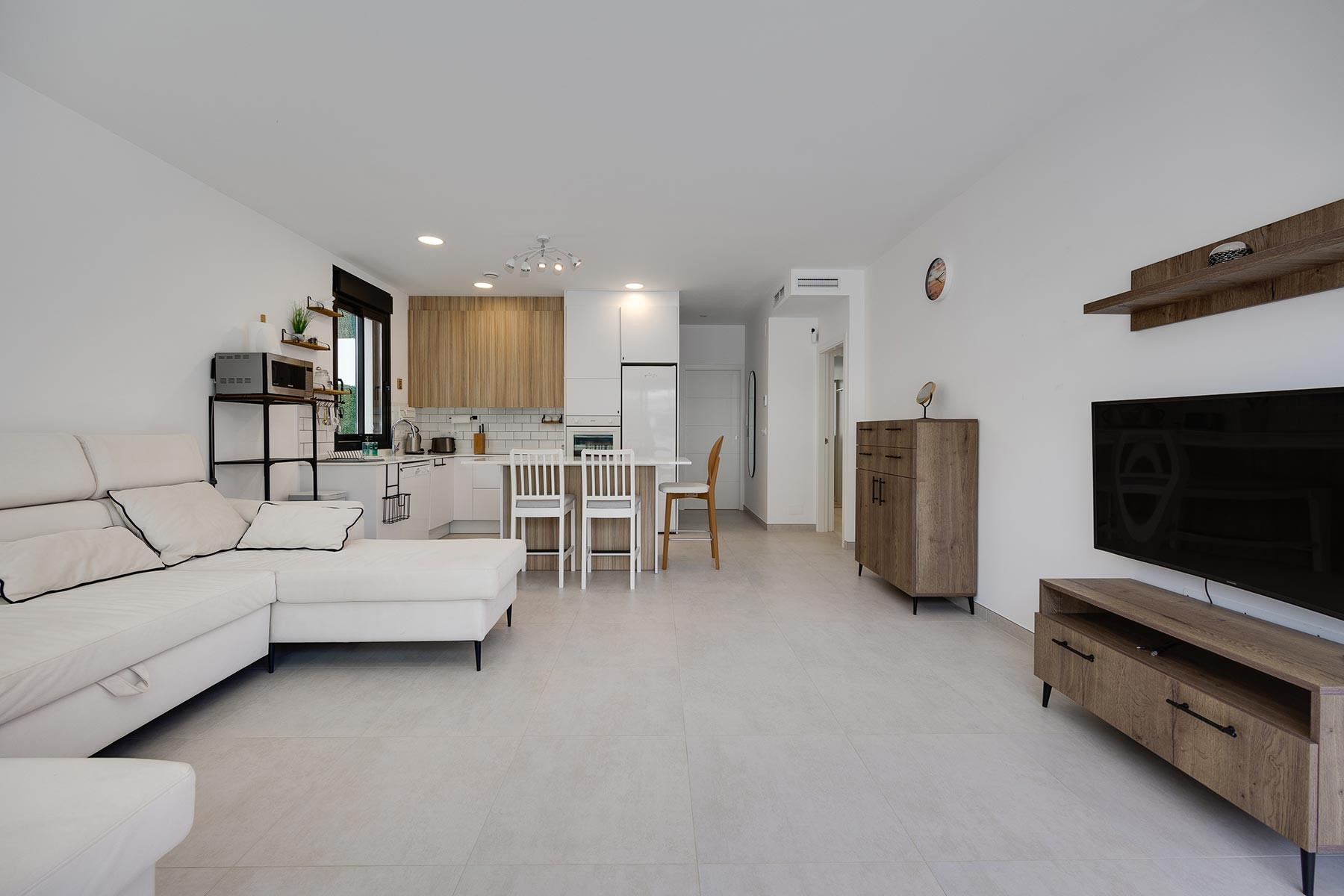 Villa for Sale in Pinar de Campoverde, Alicante