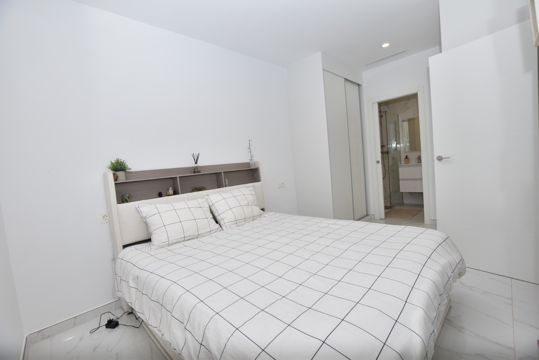 Villa for Sale in Los Montesinos, Alicante