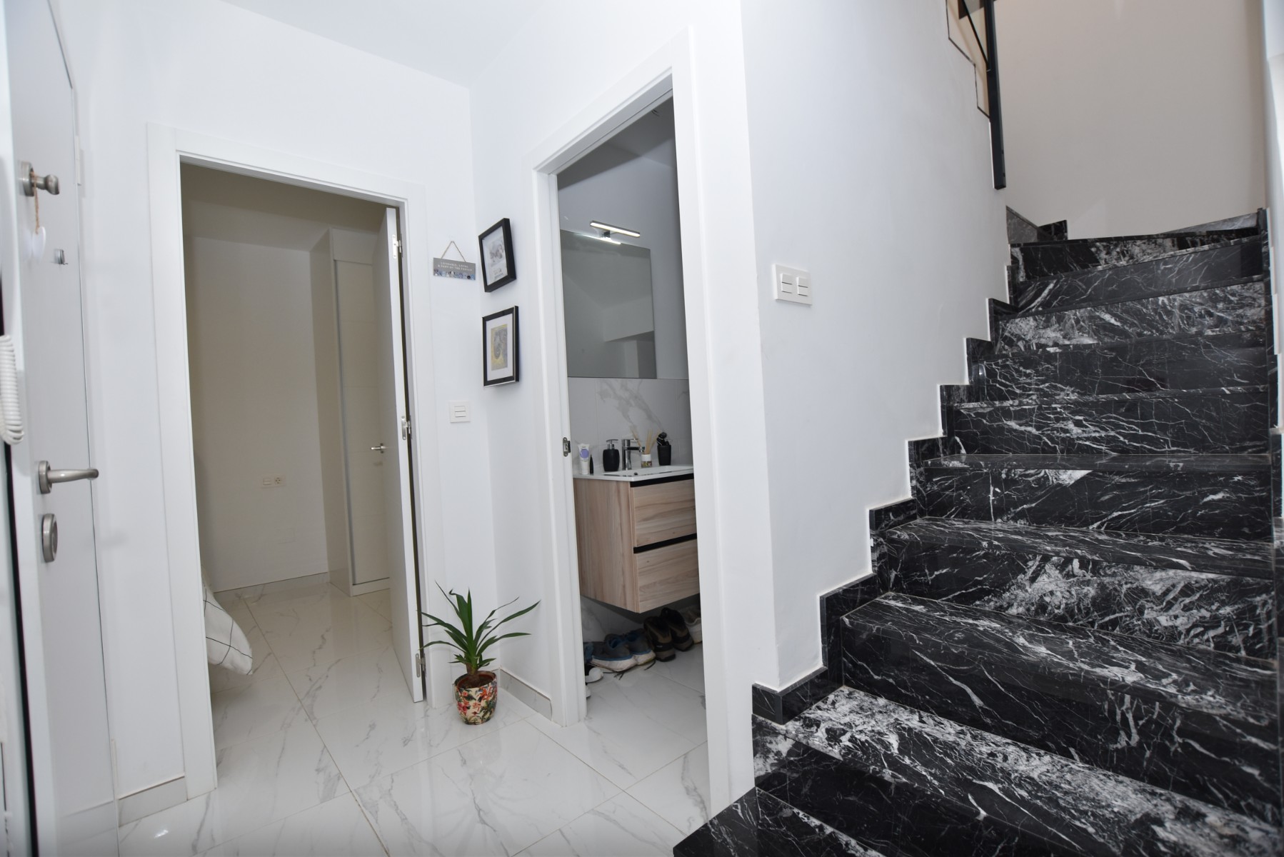 Villa for Sale in Los Montesinos, Alicante