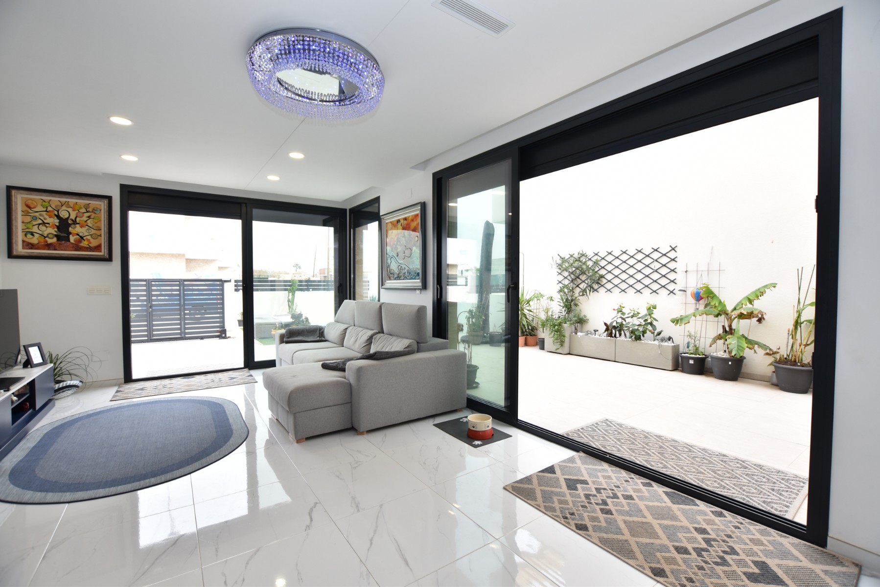 Villa for Sale in Los Montesinos, Alicante