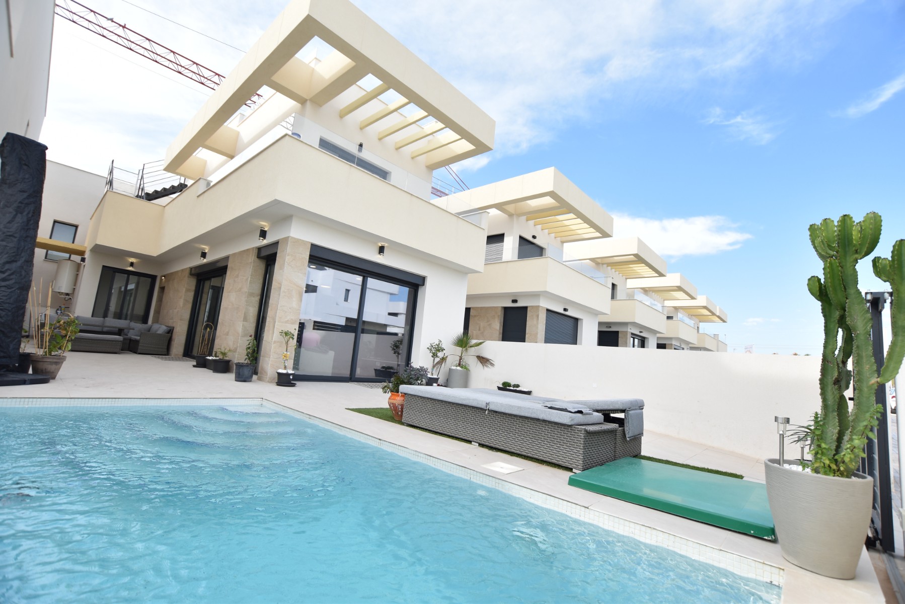 Villa for Sale in Los Montesinos, Alicante