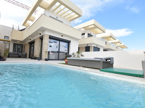 Villa for Sale in Los Montesinos, Alicante