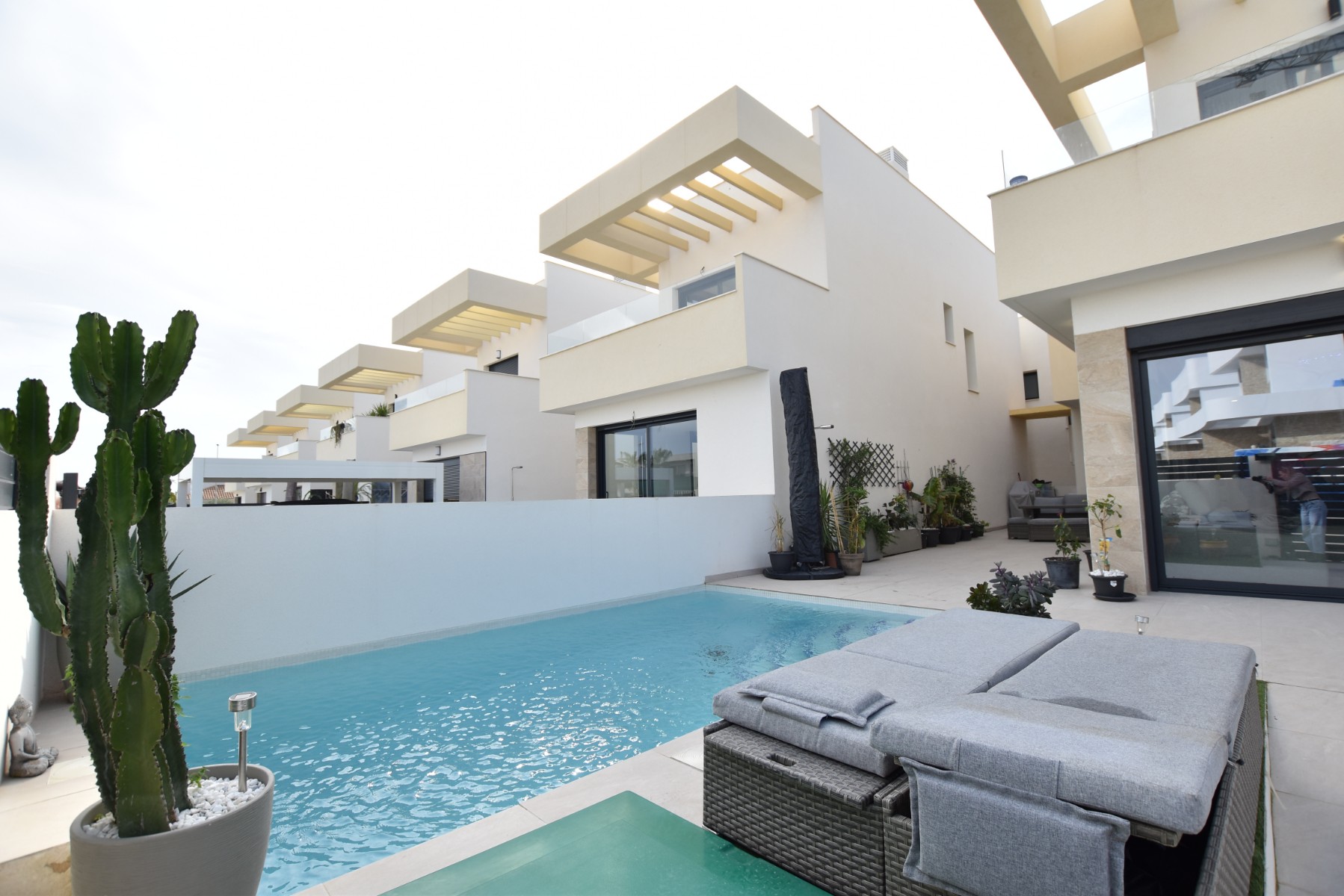 Villa for Sale in Los Montesinos, Alicante