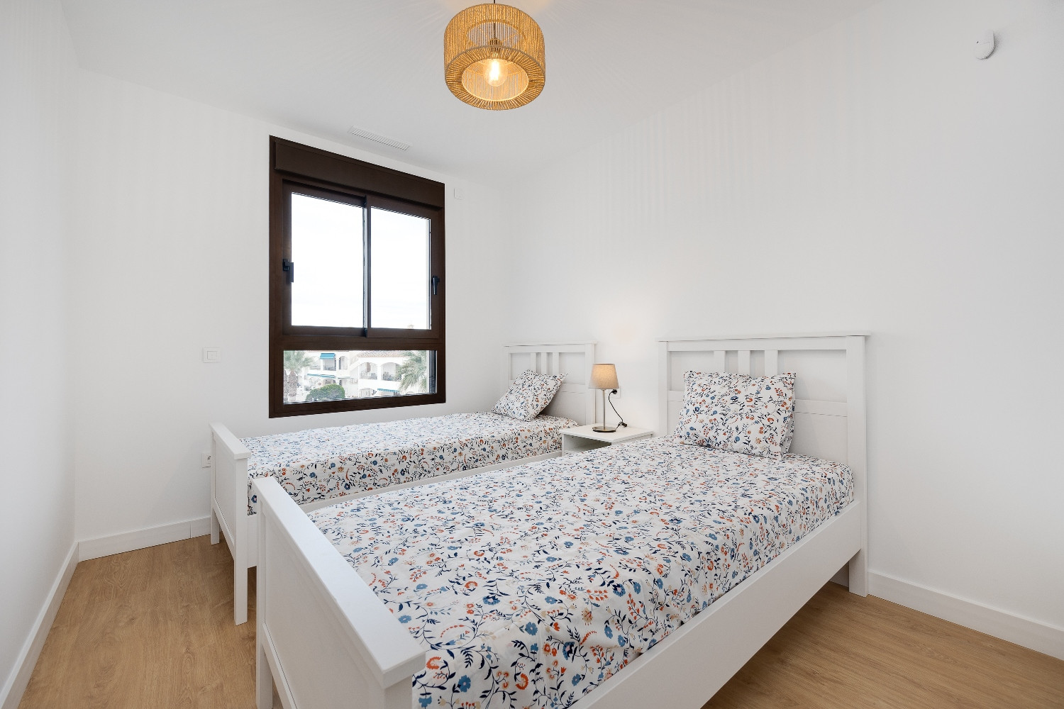Apartment for Sale in Villamartin, Alicante