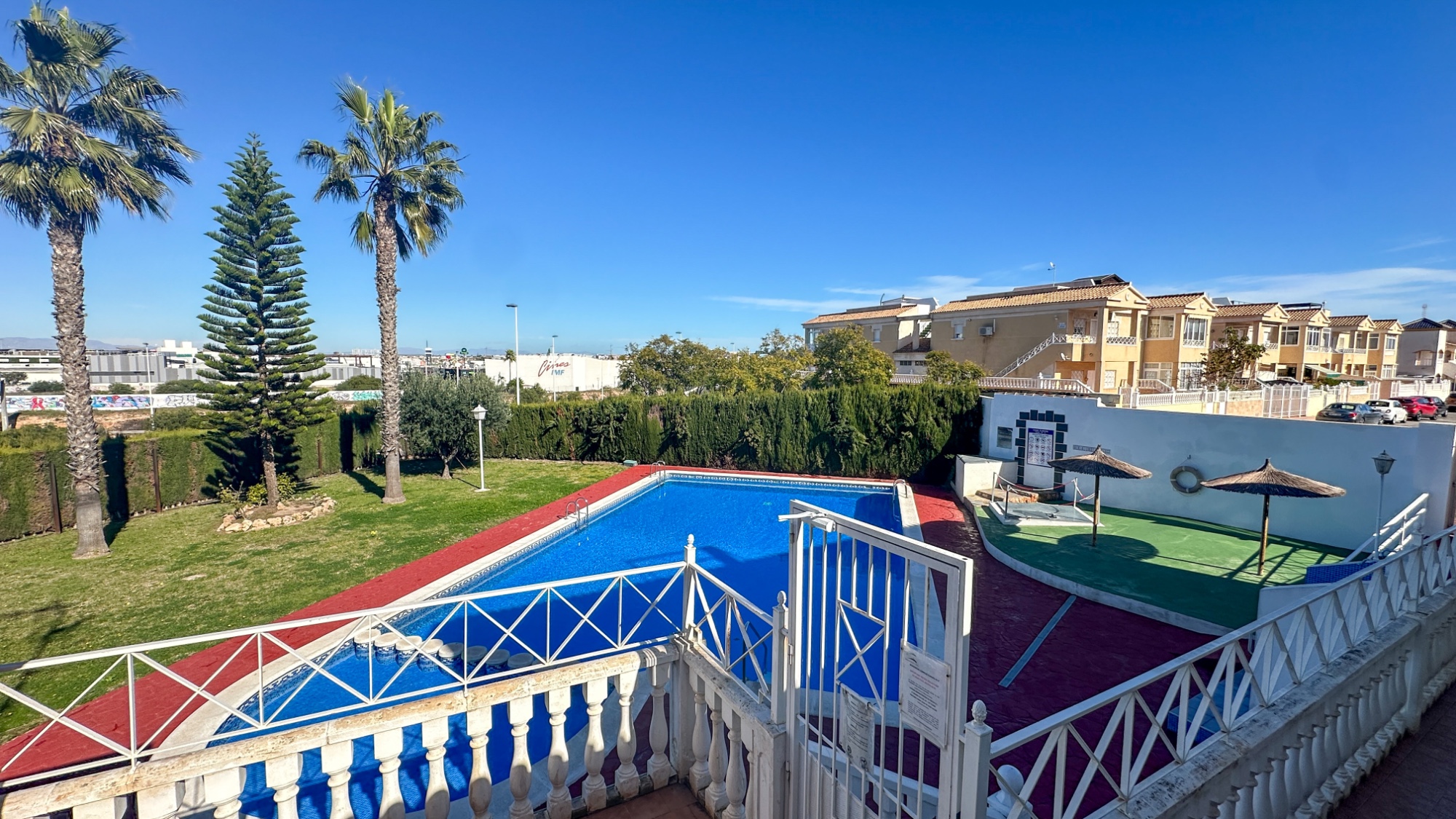 Bungalow for Sale in Torrevieja, Alicante