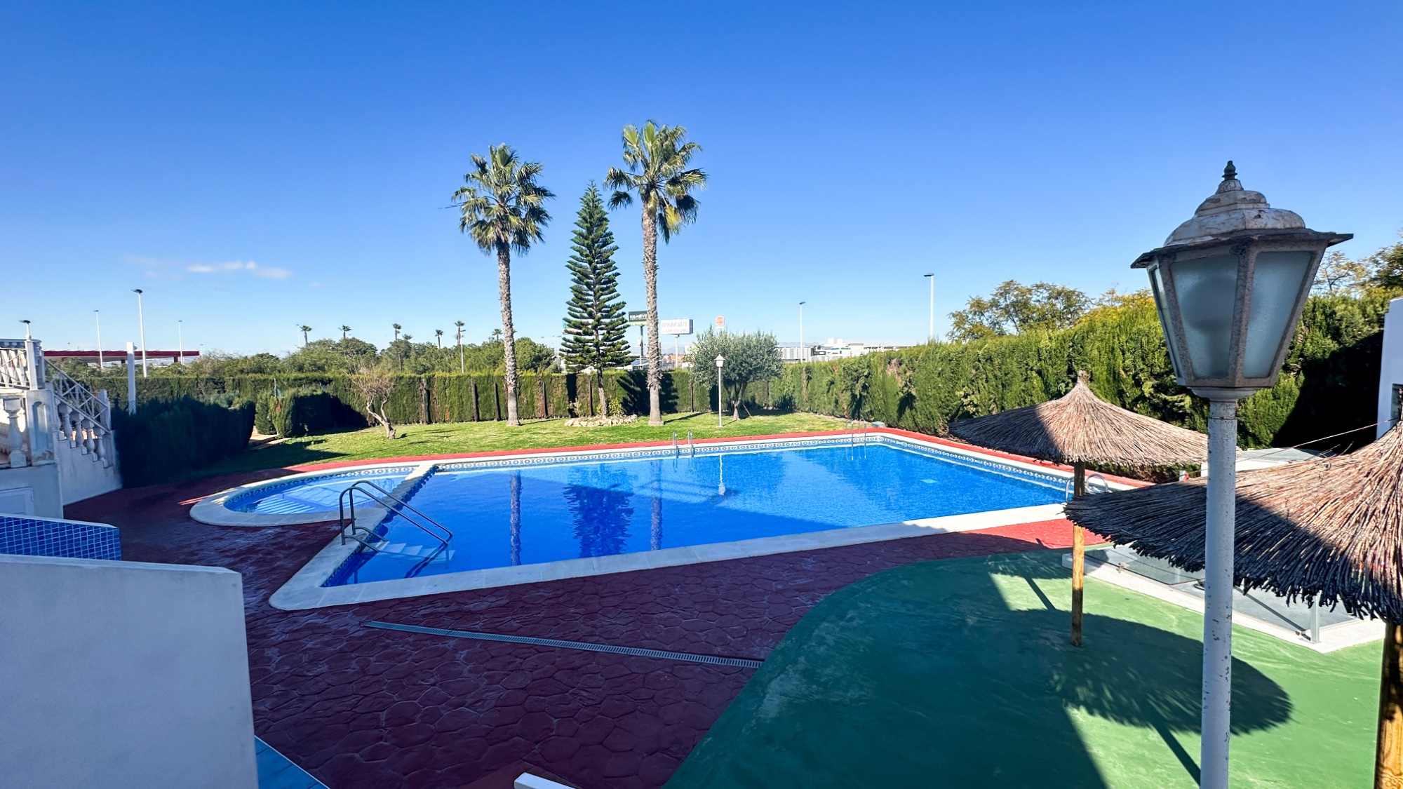 Bungalow for Sale in Torrevieja, Alicante