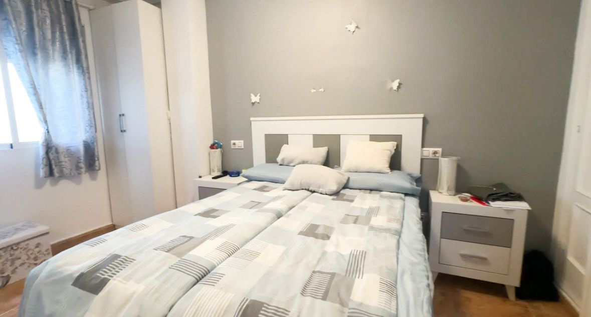 Bungalow for Sale in Torrevieja, Alicante