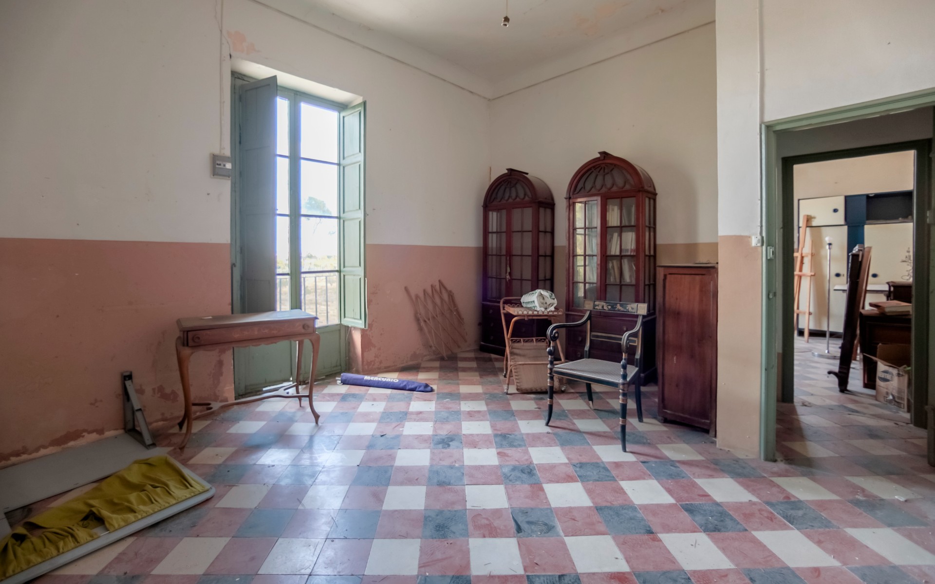 Villa for Sale in Alicante, Alicante