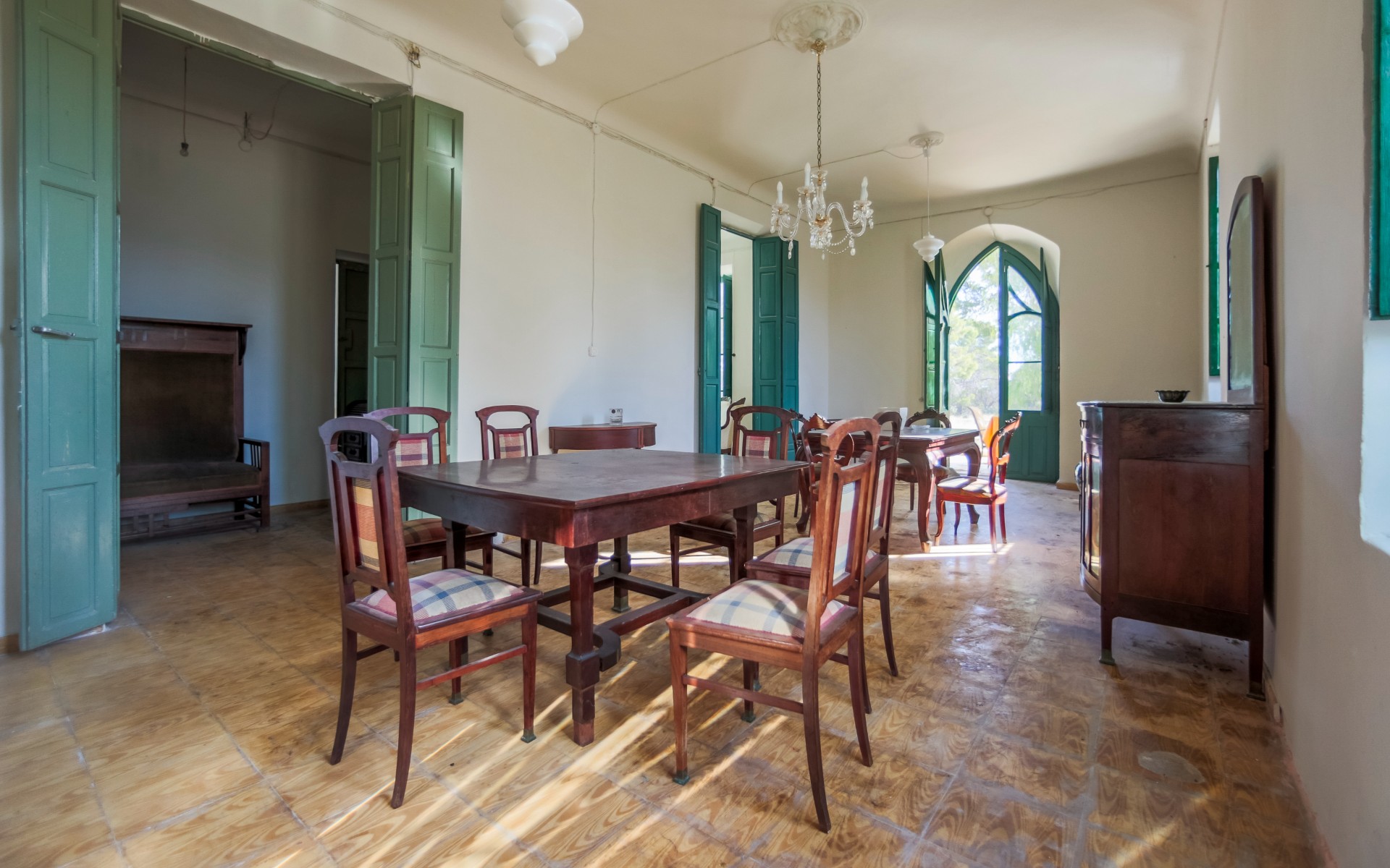 Villa for Sale in Alicante, Alicante